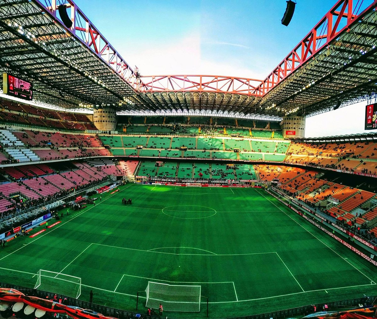 Stadio San siro.png16